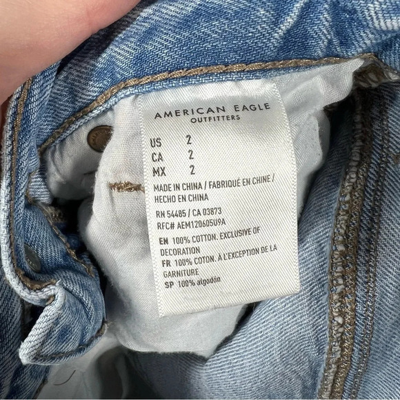 American Eagle Distressed High Rise Mom Shorts - Picture 6 of 6